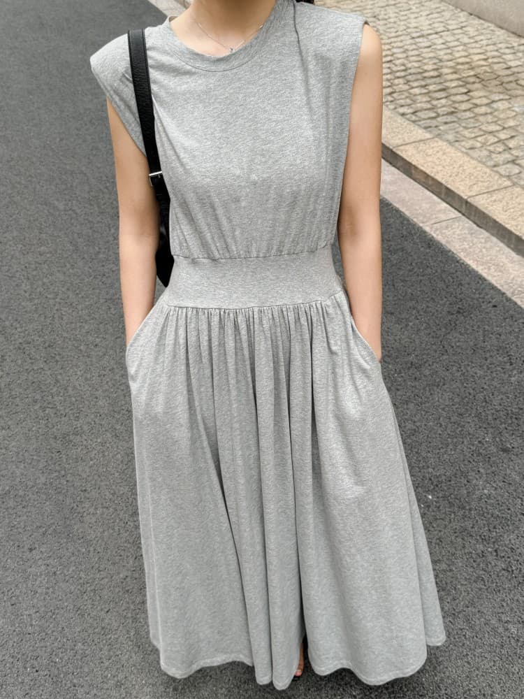 大人ワンピース ロング 上品フレアシルエットロングワンピース