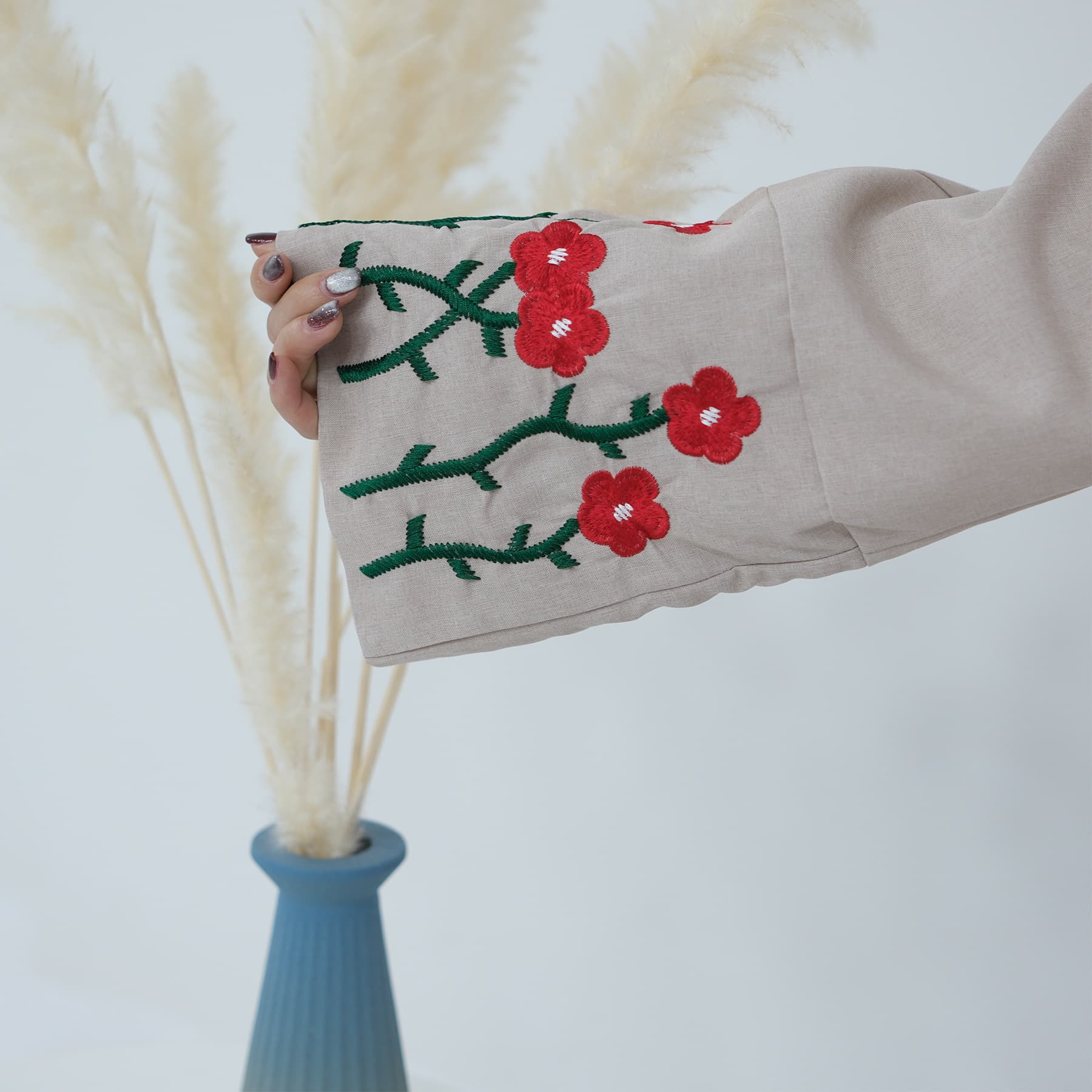 大人ワンピース マキシ 刺繍入り袖デザインマキシワンピース