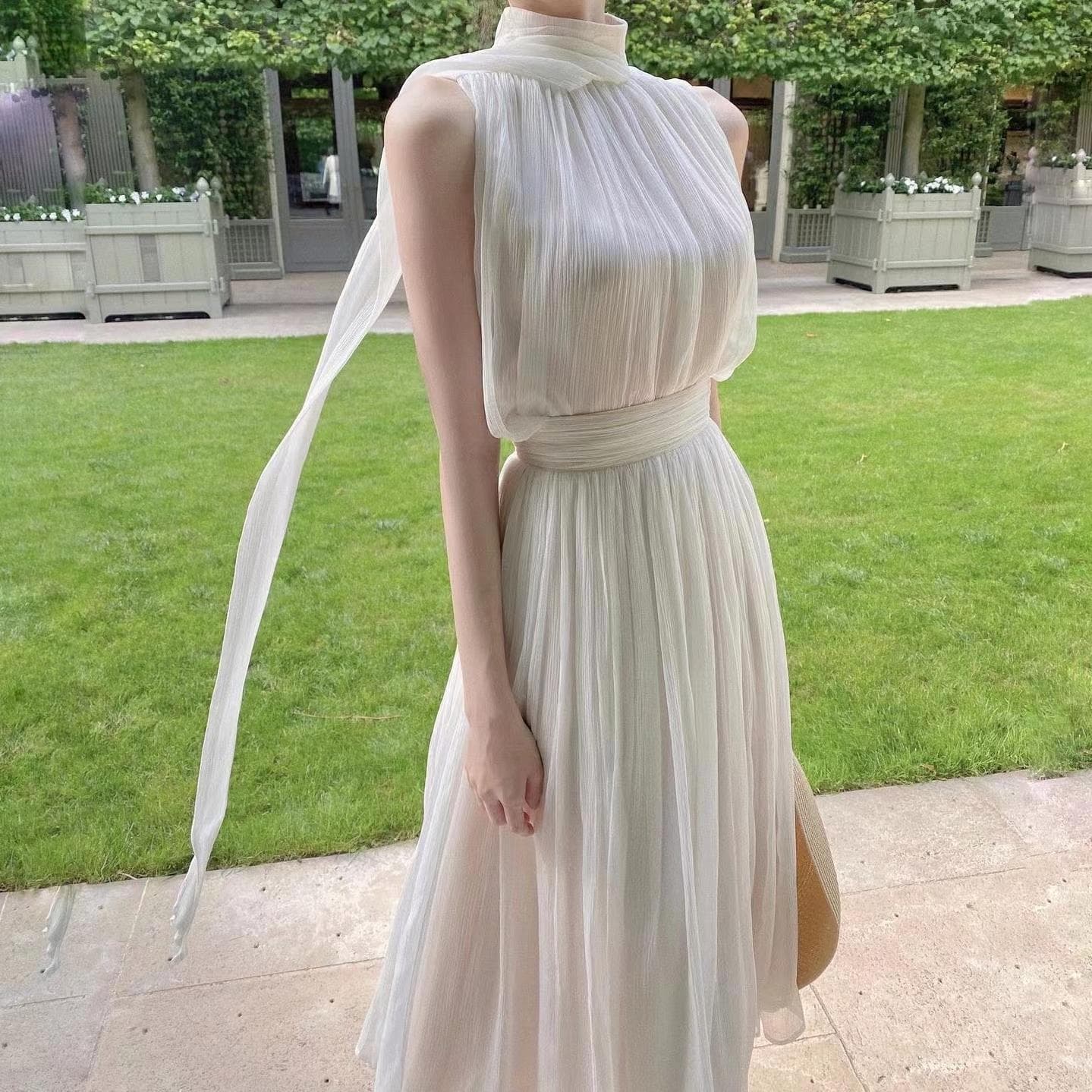大人ワンピース ロング シアープリーツ ホルターネック ロングワンピース