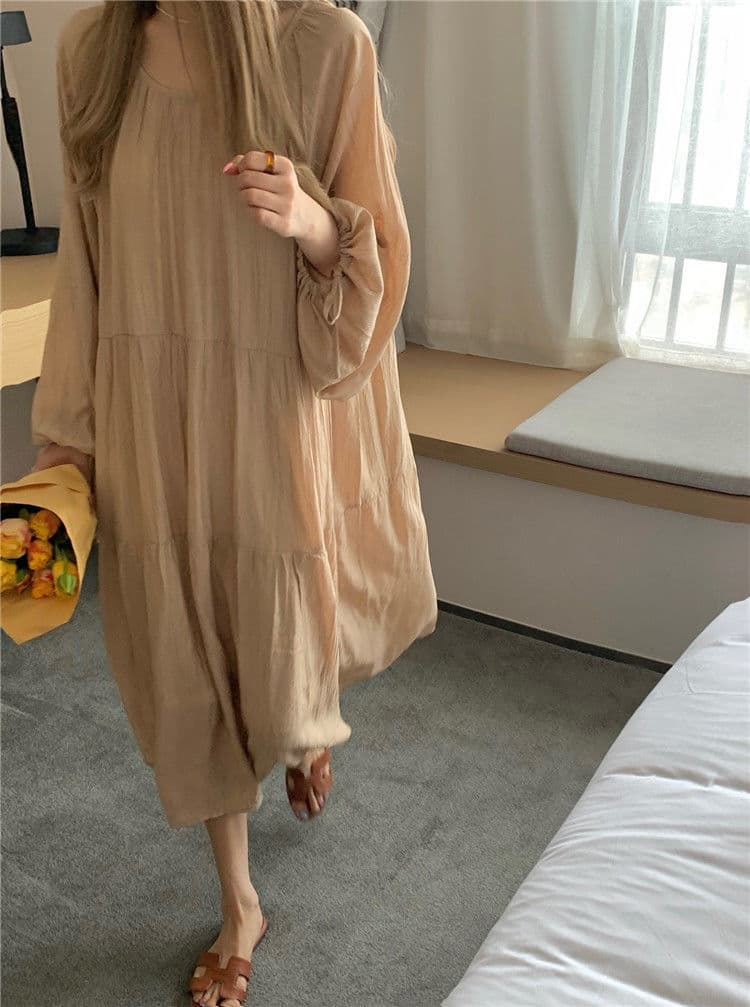 大人ワンピース ロング ふんわり袖のティアードワンピース