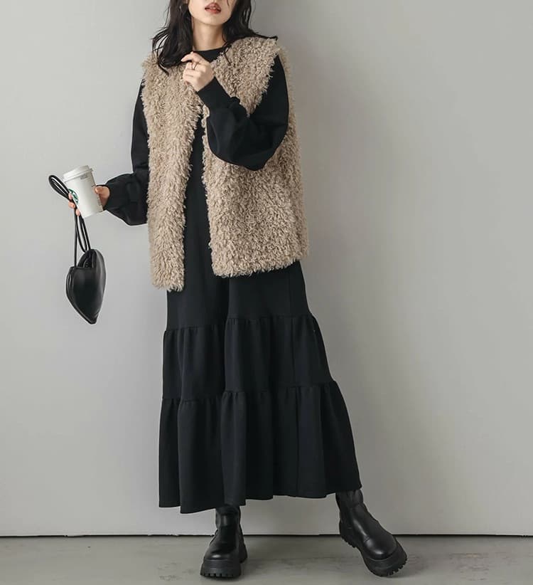 大人ワンピース ティアード裾フリル長袖ワンピース