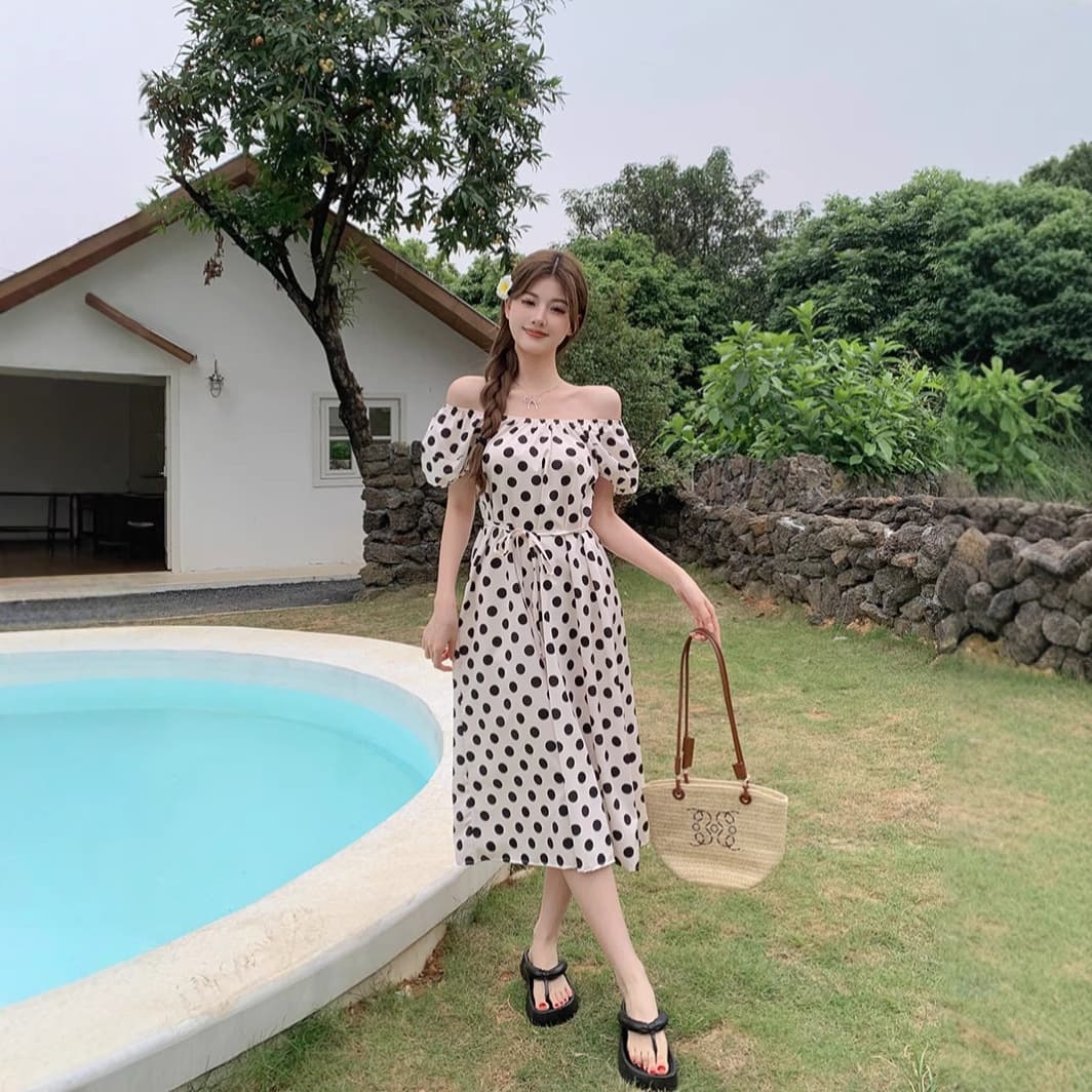大人ワンピース ロング  水玉柄オフショルダーロングワンピース