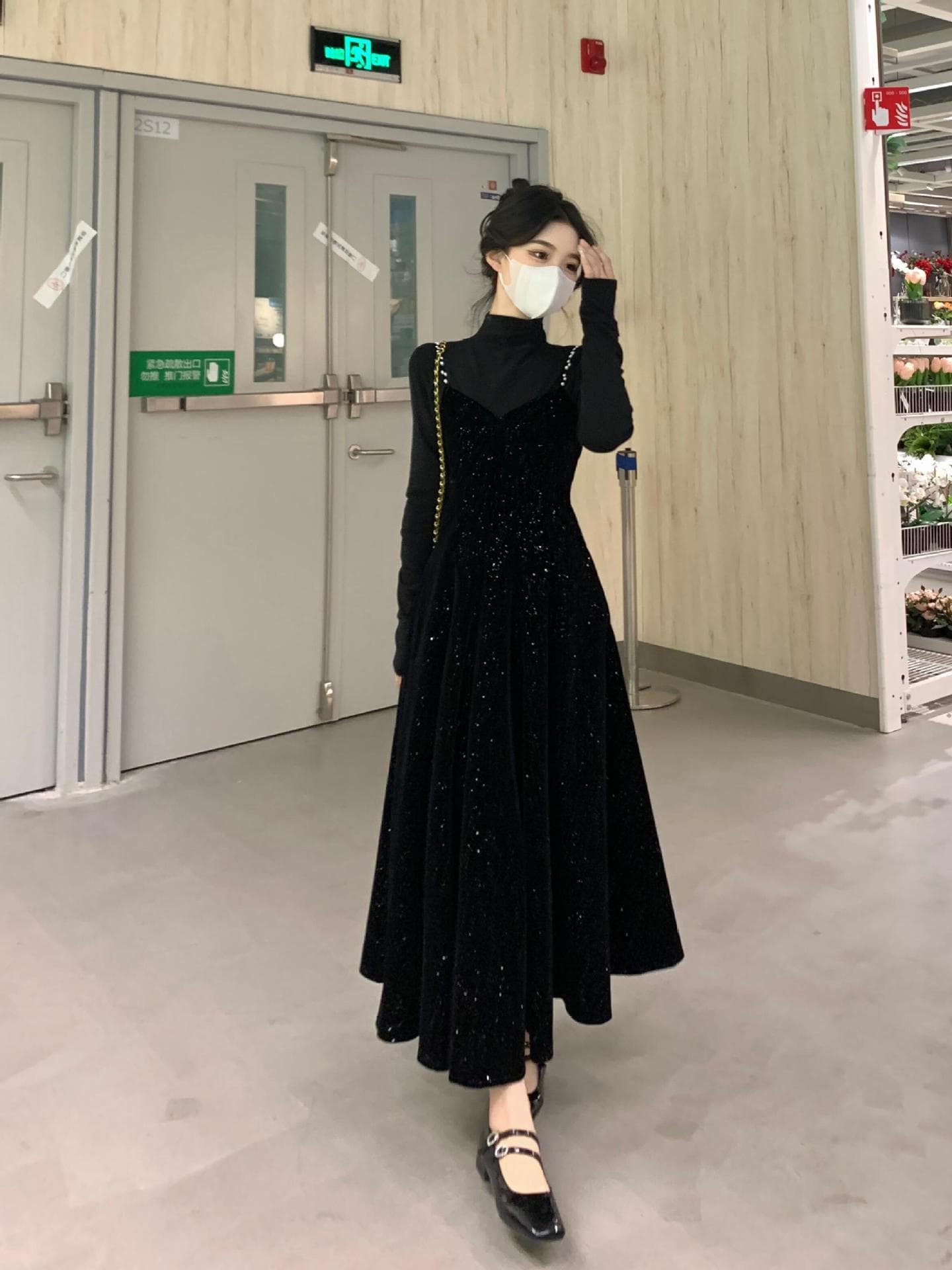 大人ワンピース ロング きらめき華やぎベロア調ギャザーワンピース