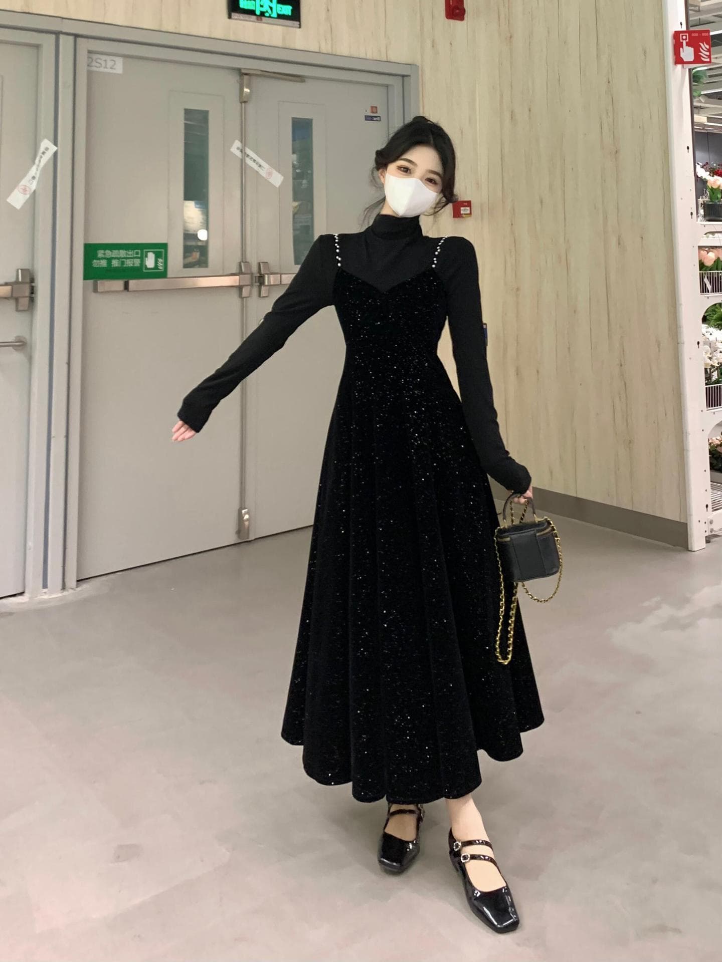 大人ワンピース ロング きらめき華やぎベロア調ギャザーワンピース