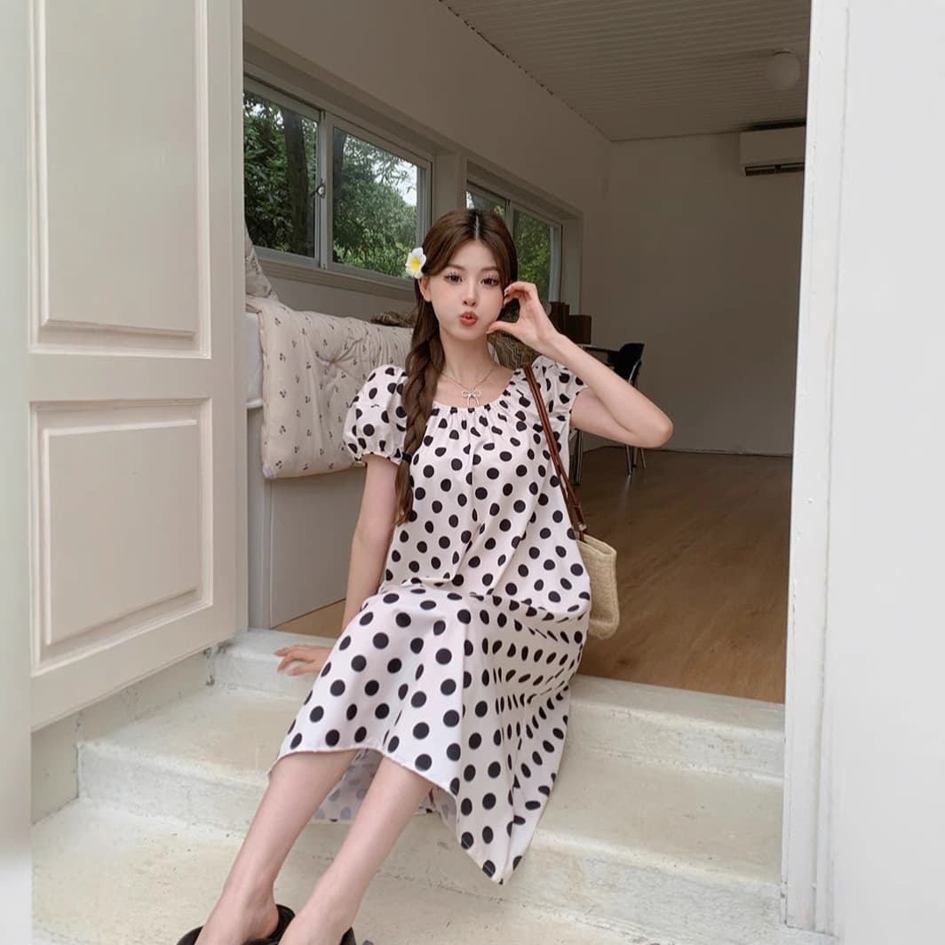 大人ワンピース ロング  水玉柄オフショルダーロングワンピース