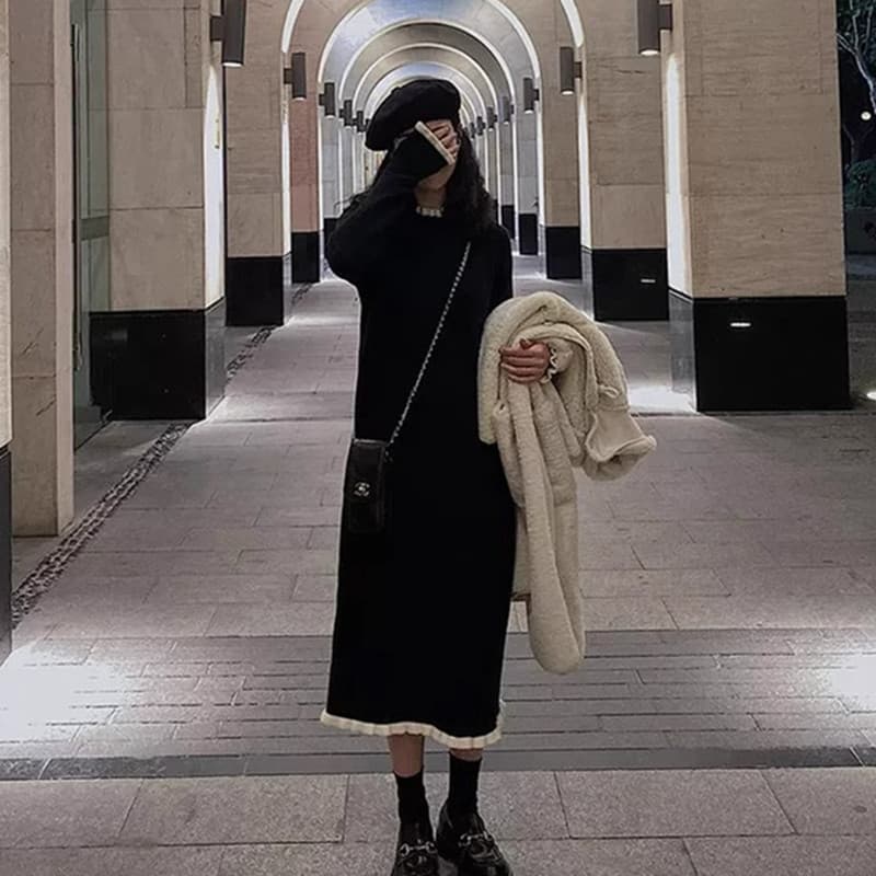 大人ワンピース ロング フリル裾付きニットワンピース