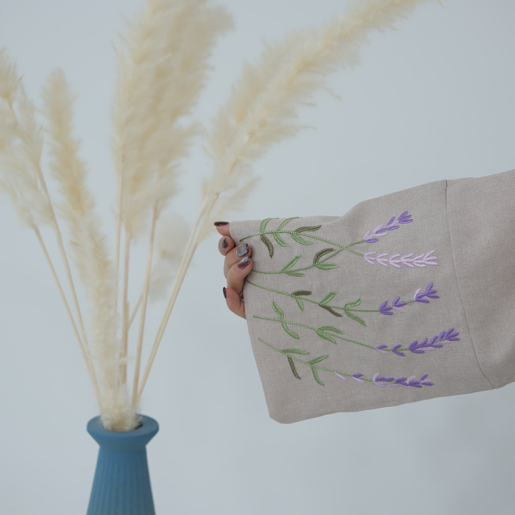 大人ワンピース マキシ 刺繍入り袖デザインマキシワンピース