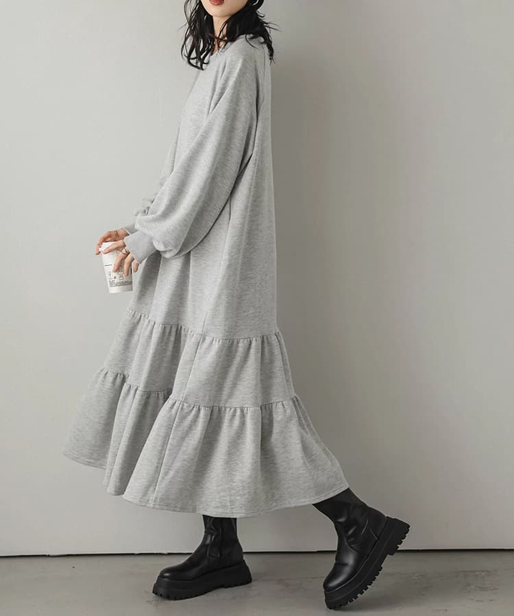 大人ワンピース ティアード裾フリル長袖ワンピース