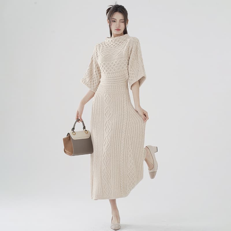 大人ワンピース ロング 上品な編み目模様 大人ケーブルニットワンピース