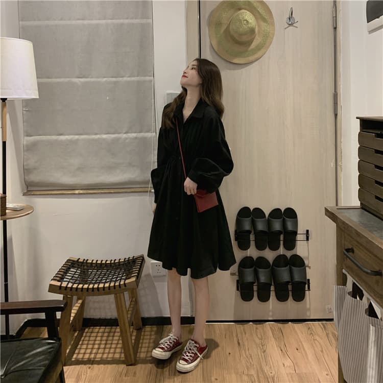 大人ワンピース 長袖シャツワンピース黒きれいめ大人ミディ丈